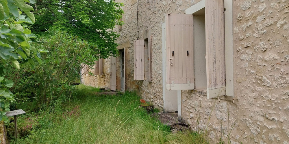 maison à ST QUENTIN DE CAPLONG (33220)